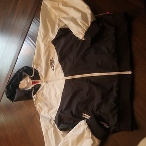 Womens nike windrunner